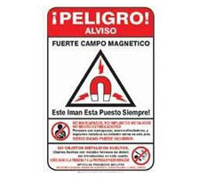 Sign: MRI Restricted Access (Spanish)